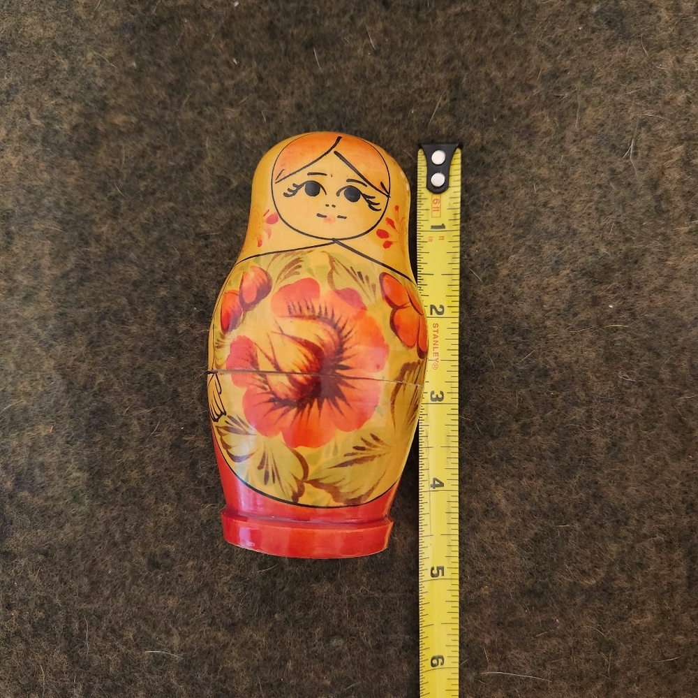 Russian nesting dolls 🪆 - Picture 4 of 5
